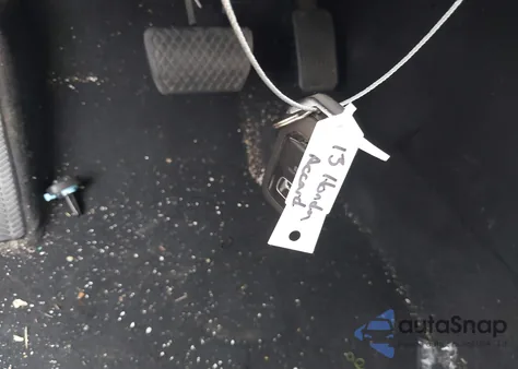 2013 Honda Accord Ex-L V-6 z USA, uszkodzony, nr VIN 1HGCR3F83DA019418